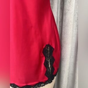 Victoria's Secret Red/Black Chemise Nightgown Lace Size Small